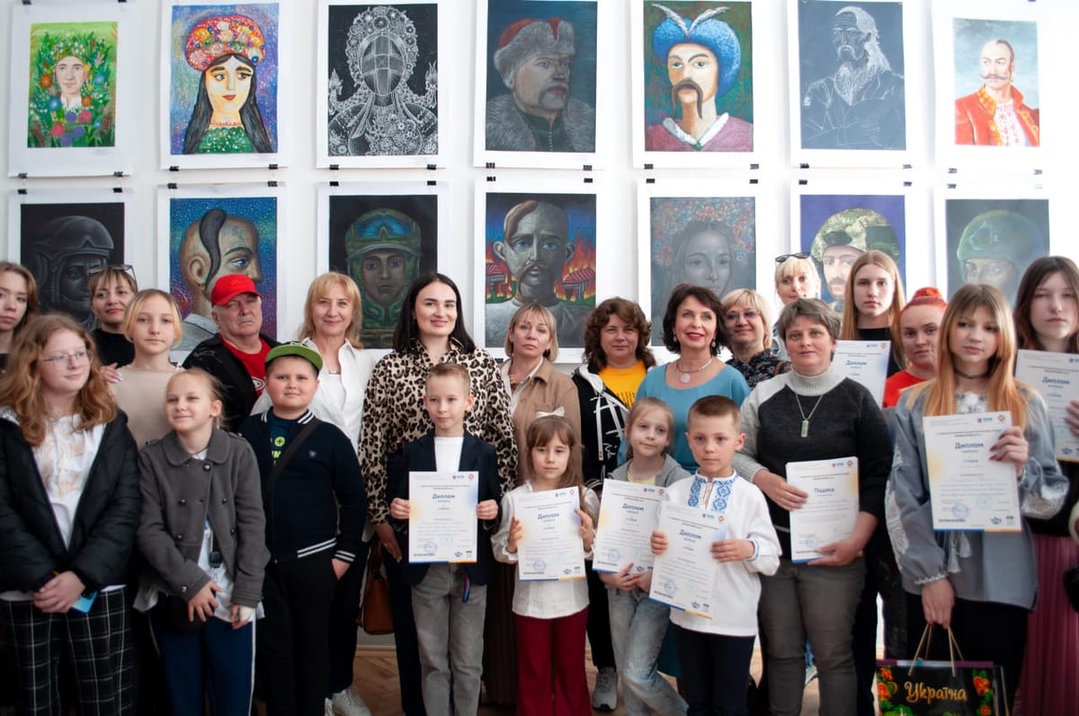 Виставка ІІІ відкритого дитячого міського мистецького конкурсу «ВОЛЬНАНОВА діти»