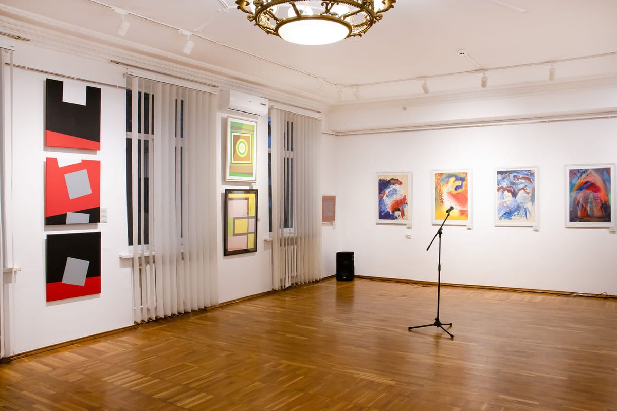 Виставка заслуженого художника України Віктора Олексенка «Взаємодія»